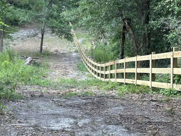 Agricultural fencing designed to withstand heavy use, protecting both livestock and crops